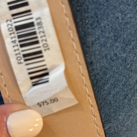 Lot of 6 Women’s Assorted Belts Nice! S/M - Picture 8 of 9